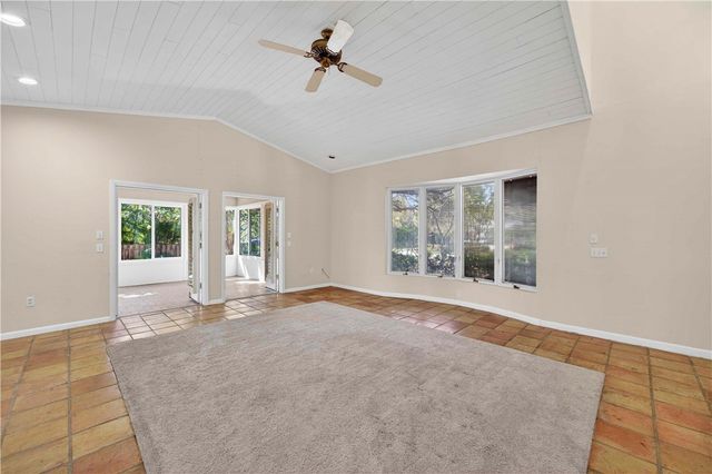 950 Winding River Road, Vero Beach, FL 32963