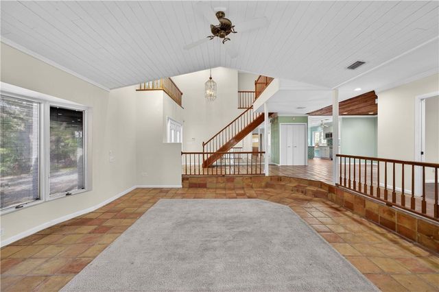 950 Winding River Road, Vero Beach, FL 32963