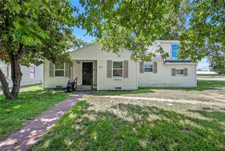 204 Graham Avenue, Bonham, TX 75418