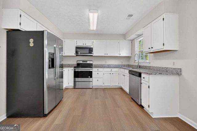 12110 Greenmont Walk, Alpharetta, GA 30009
