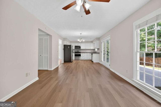 12110 Greenmont Walk, Alpharetta, GA 30009