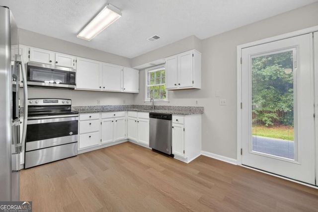 12110 Greenmont Walk, Alpharetta, GA 30009