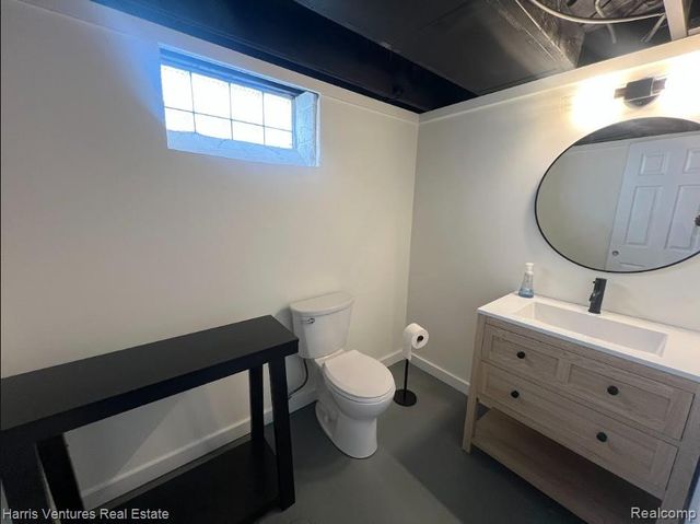 18536 Holland Avenue, Eastpointe, MI 48021