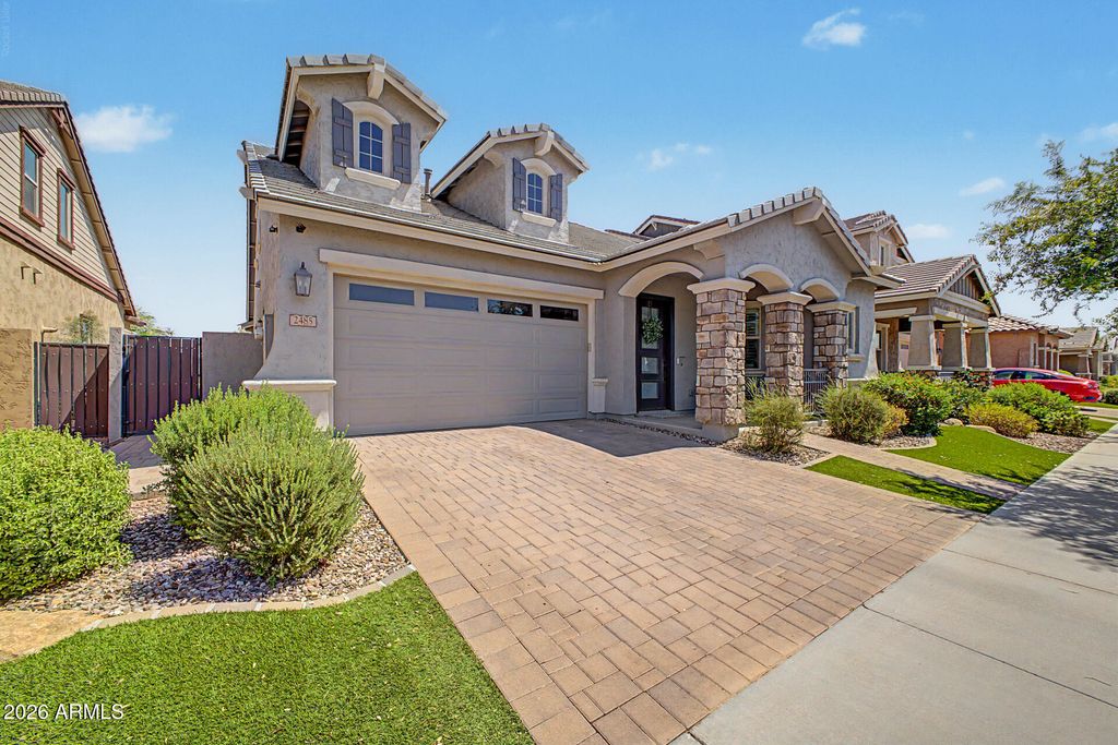 2485 S QUAINTANCE Street, Gilbert, AZ 85295 — photo 2