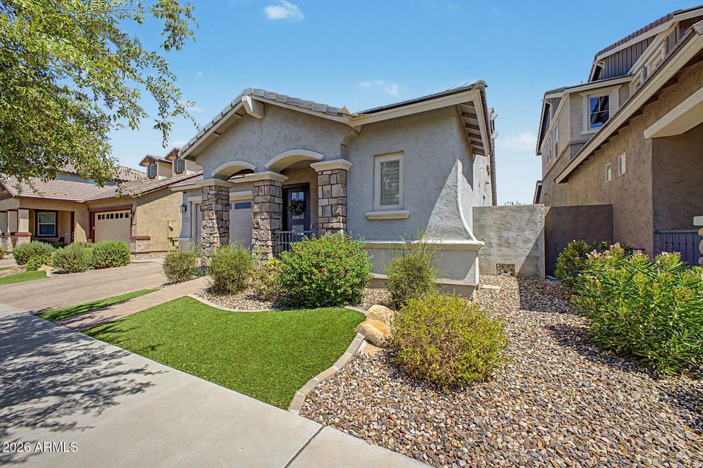 2485 S QUAINTANCE Street, Gilbert, AZ 85295 — photo 3