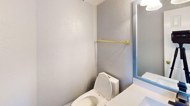 9010 Cumberland Drive, Irving, TX 75063