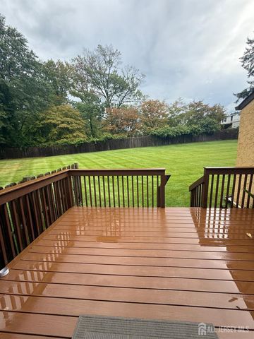 8 Teaberry Drive, Edison, NJ 08820