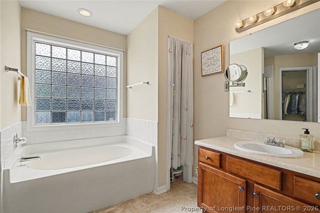 62 Macon Court E, Sanford, NC 27332