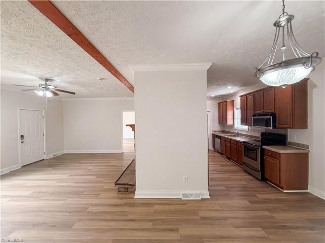 7142 Ellison Road, Stokesdale, NC 27357