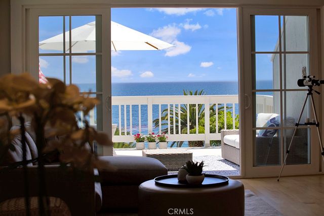708 Cliff Drive, Laguna Beach, CA 92651