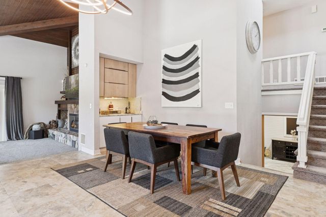 217 Cedar Drive W, Hudson, WI 54016