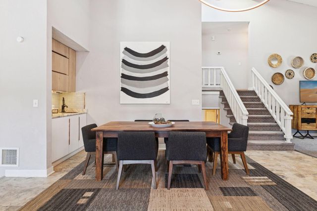 217 Cedar Drive W, Hudson, WI 54016