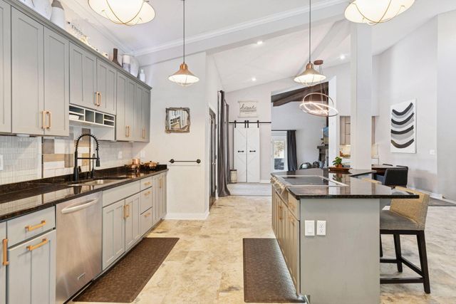 217 Cedar Drive W, Hudson, WI 54016