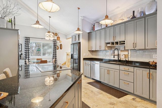 217 Cedar Drive W, Hudson, WI 54016