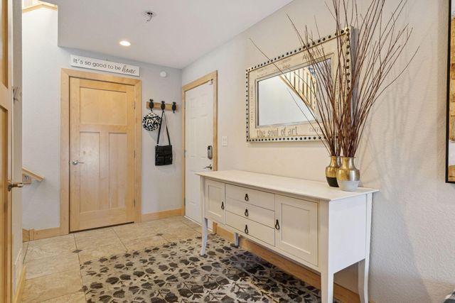 217 Cedar Drive W, Hudson, WI 54016