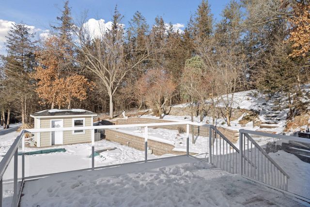 217 Cedar Drive W, Hudson, WI 54016