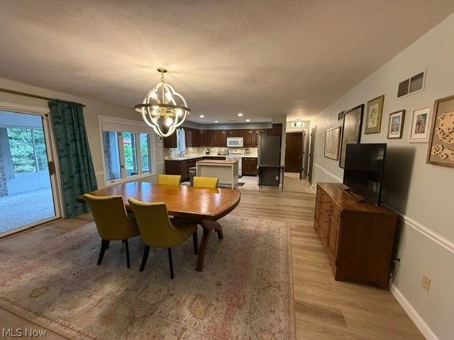 3986 April Drive, Uniontown, OH 44685