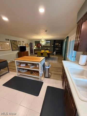 3986 April Drive, Uniontown, OH 44685