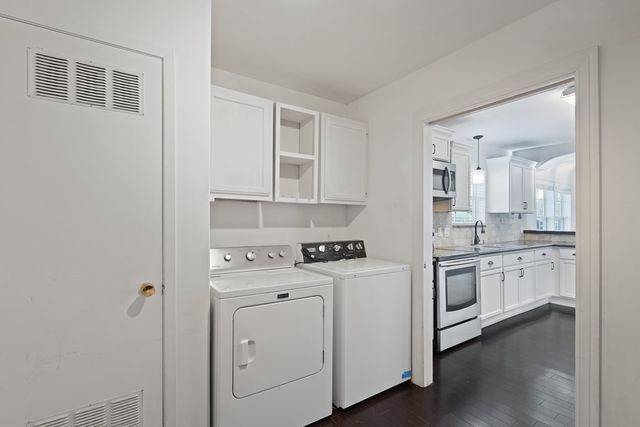 407 N Cherry St, Alpine, TX 79830