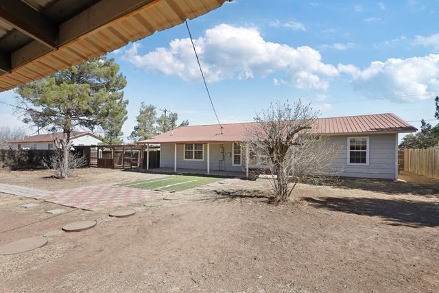 407 N Cherry St, Alpine, TX 79830