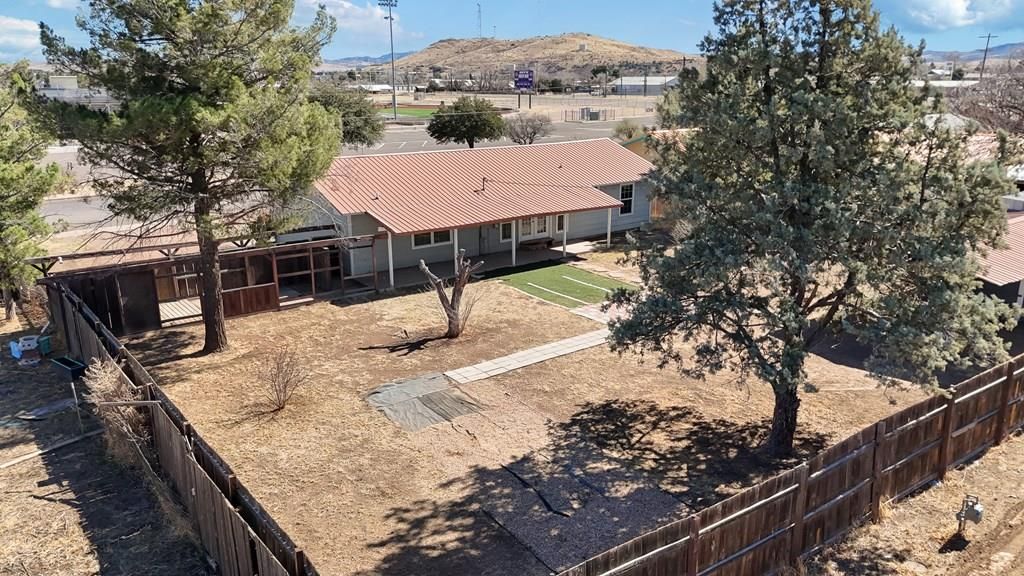 407 N Cherry St, Alpine, TX 79830