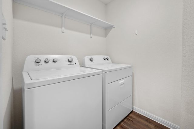 320 Bell Rings DR, Jarrell, TX 76537