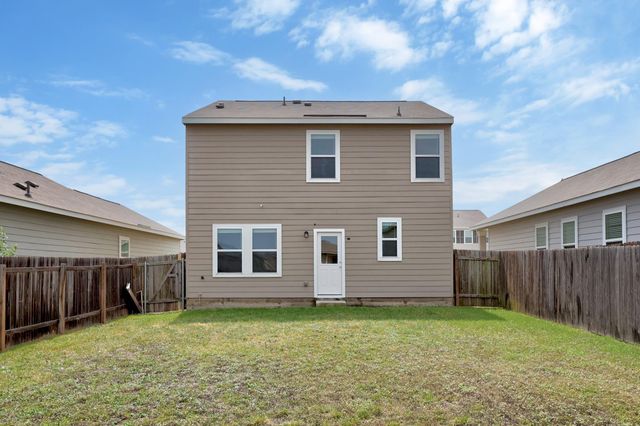 320 Bell Rings DR, Jarrell, TX 76537