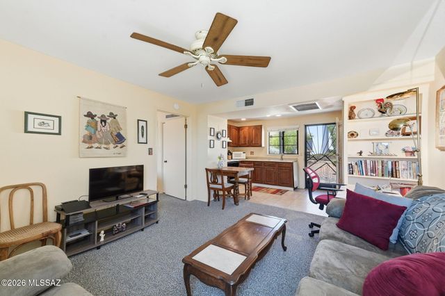 356 S Paseo Quinta Apt B, Green Valley, AZ 85614
