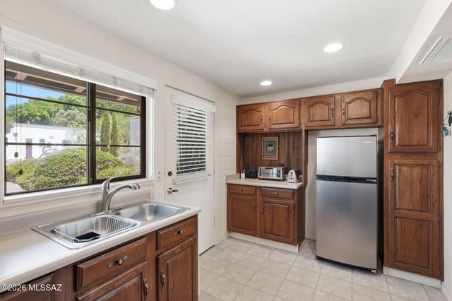 356 S Paseo Quinta Apt B, Green Valley, AZ 85614