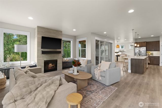 7237 Sanford Avenue, Gig Harbor, WA 98335
