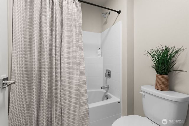 7237 Sanford Avenue, Gig Harbor, WA 98335