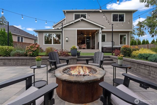 7237 Sanford Avenue, Gig Harbor, WA 98335