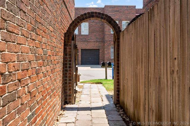 1117 E 7th Street, Tulsa, OK 74120