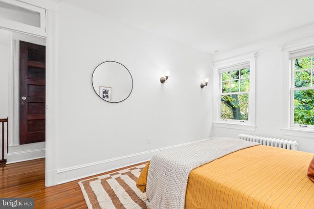 1820 KENYON ST NW, Washington, DC 20010