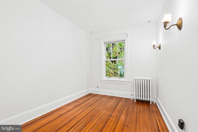 1820 KENYON ST NW, Washington, DC 20010