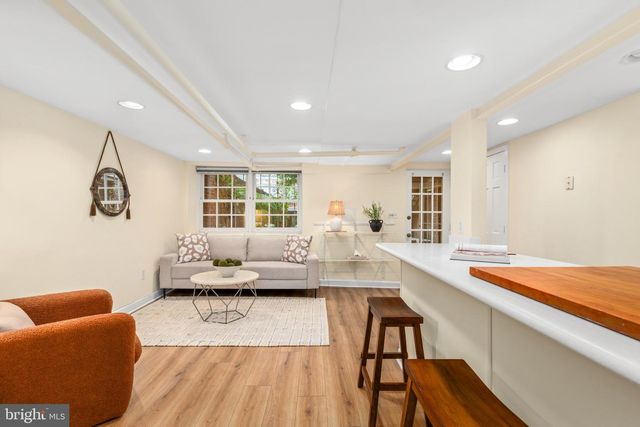 1820 KENYON ST NW, Washington, DC 20010