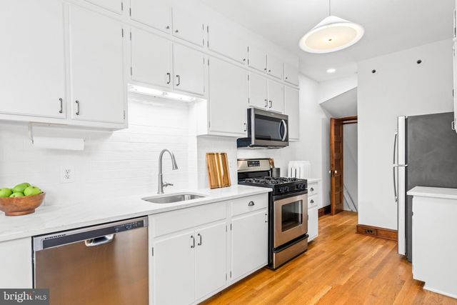 1820 KENYON ST NW, Washington, DC 20010