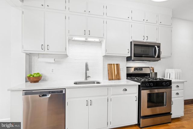 1820 KENYON ST NW, Washington, DC 20010