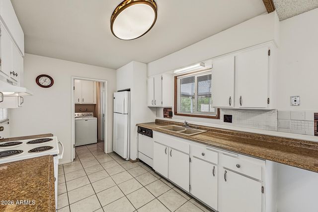 9907 W Desert Forest Circle, Sun City, AZ 85351