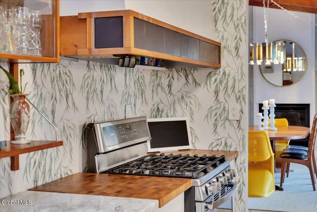 80 Van Leuvan Drive, North Greenbush, NY 12144