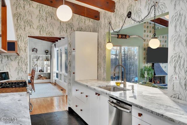 80 Van Leuvan Drive, North Greenbush, NY 12144