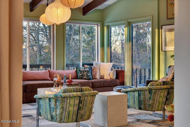 80 Van Leuvan Drive, North Greenbush, NY 12144