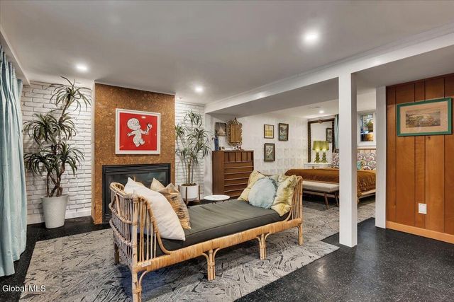 80 Van Leuvan Drive, North Greenbush, NY 12144