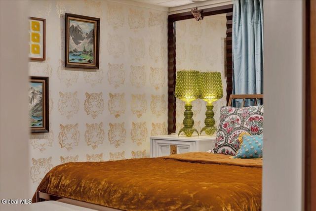 80 Van Leuvan Drive, North Greenbush, NY 12144