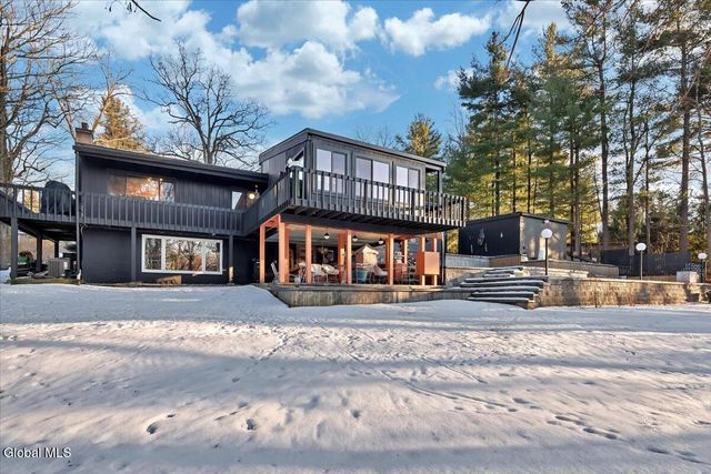 80 Van Leuvan Drive, North Greenbush, NY 12144