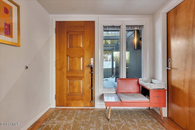 80 Van Leuvan Drive, North Greenbush, NY 12144