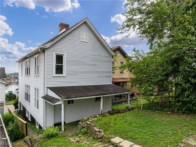 511 W Vine Street, Martins Ferry, OH 43935