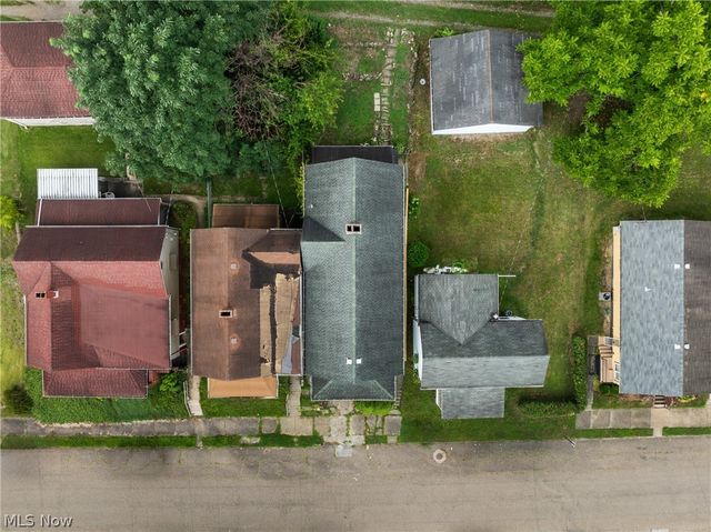511 W Vine Street, Martins Ferry, OH 43935