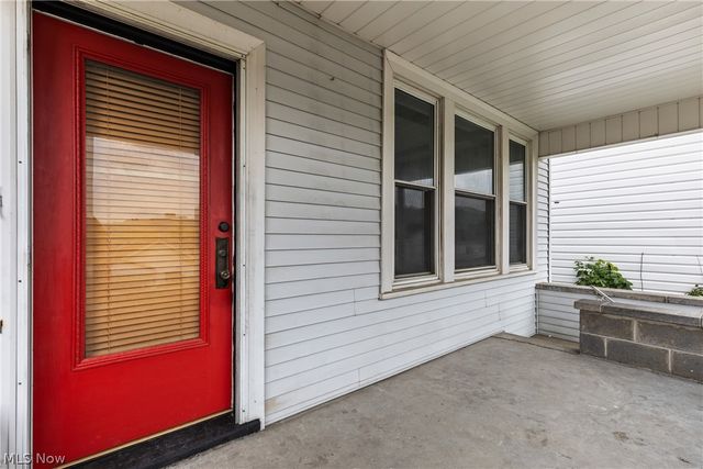 511 W Vine Street, Martins Ferry, OH 43935