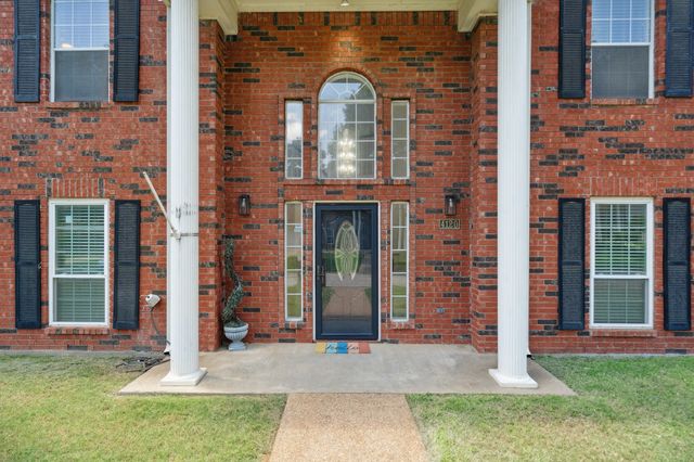 4120 Kingsferry Drive, Arlington, TX 76016